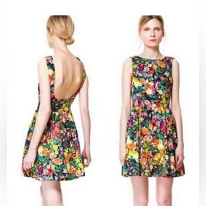 Zara Floral Open Back Skater Dress Size M‎